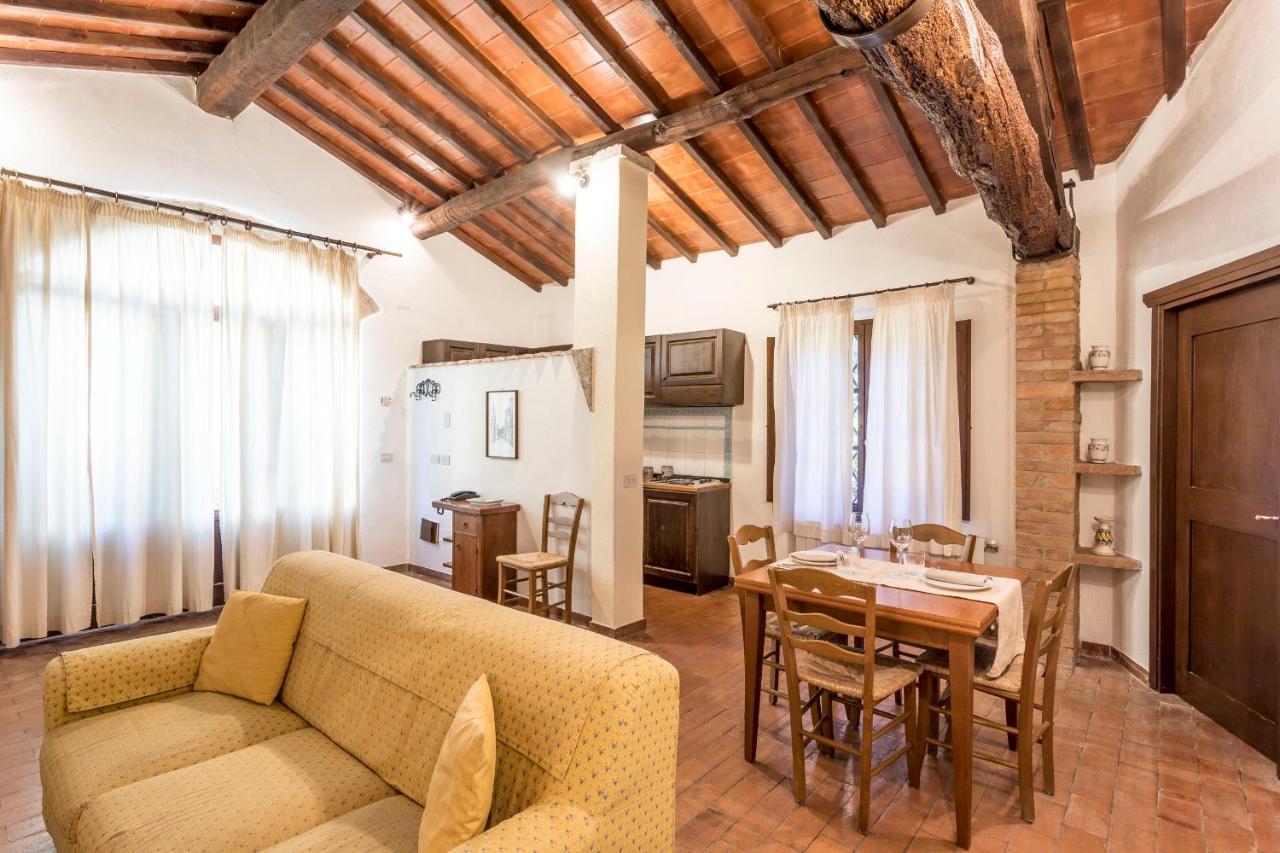 Borgo Il Poggiaccio Residenza D'Epoca Guest House Совичиле Екстериор снимка