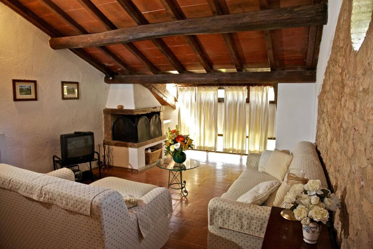 Borgo Il Poggiaccio Residenza D'Epoca Guest House Совичиле Екстериор снимка