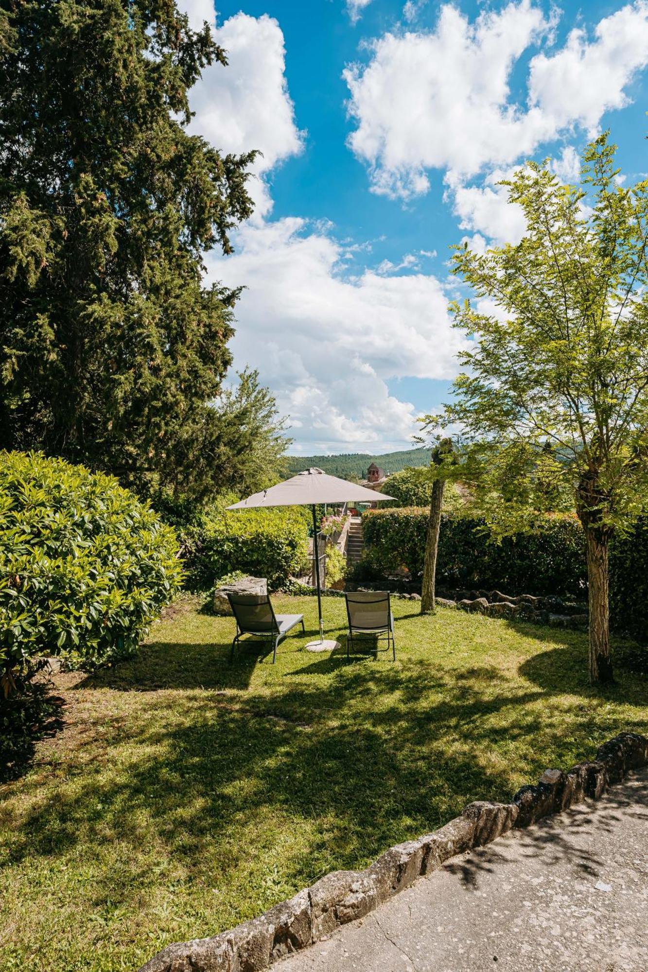 Borgo Il Poggiaccio Residenza D'Epoca Guest House Совичиле Екстериор снимка