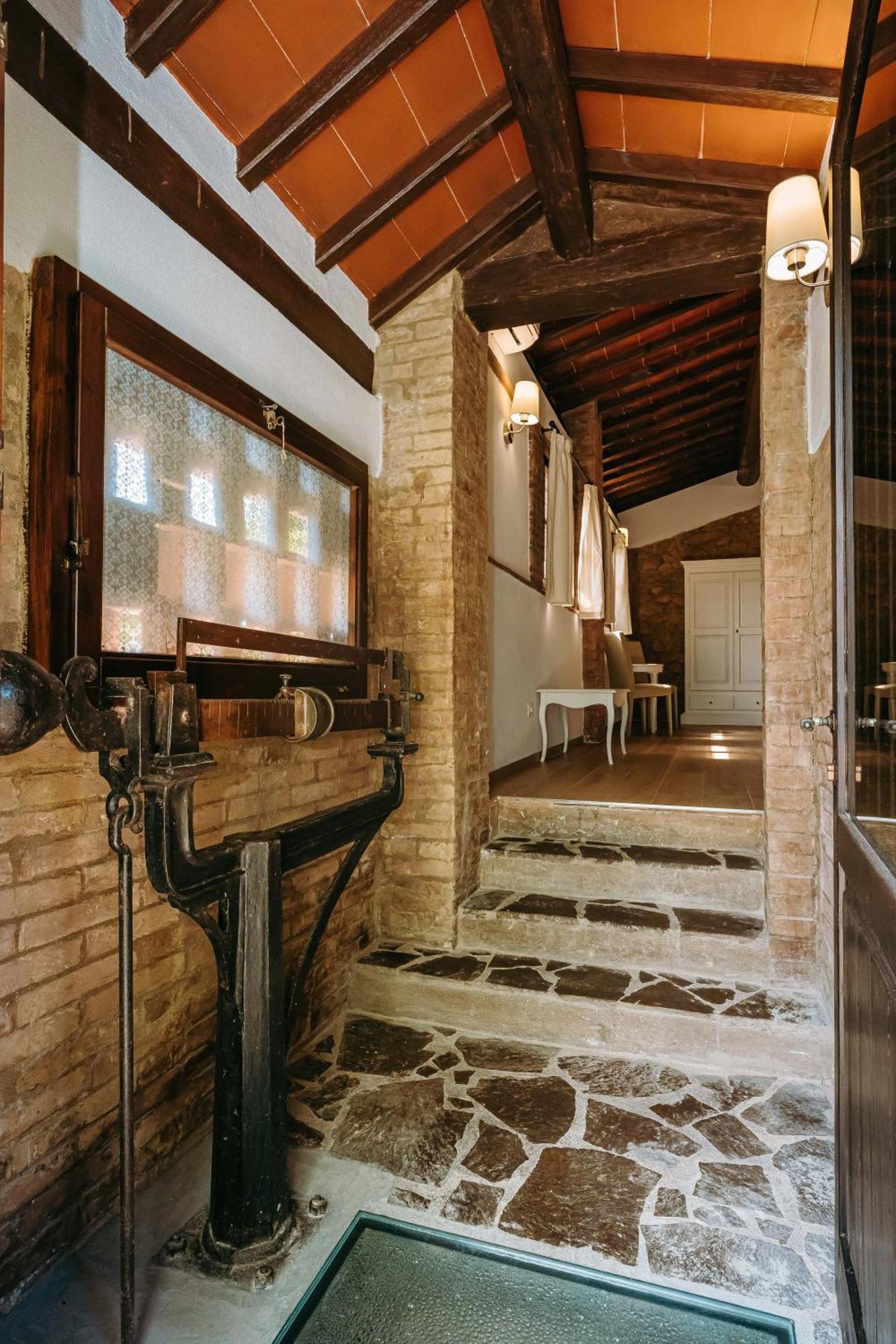 Borgo Il Poggiaccio Residenza D'Epoca Guest House Совичиле Екстериор снимка