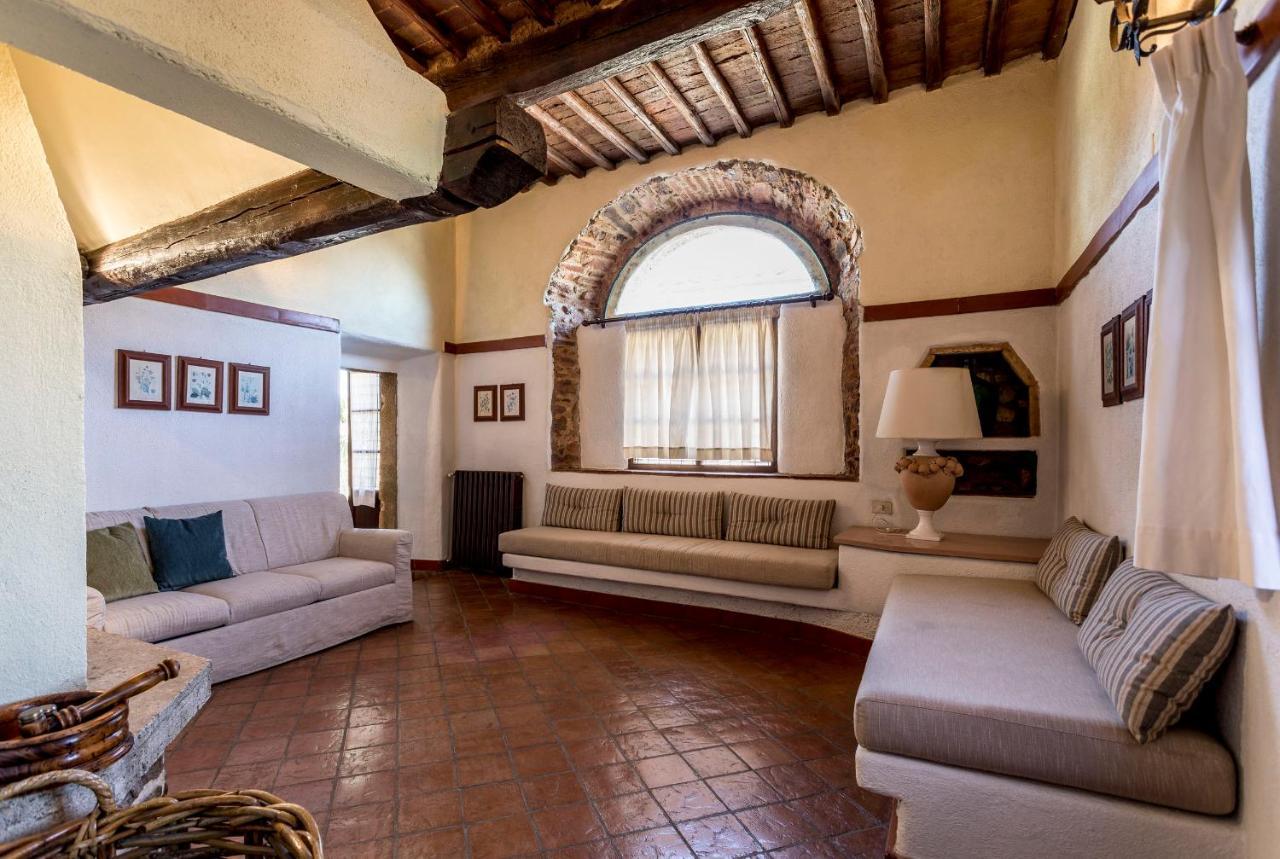 Borgo Il Poggiaccio Residenza D'Epoca Guest House Совичиле Екстериор снимка